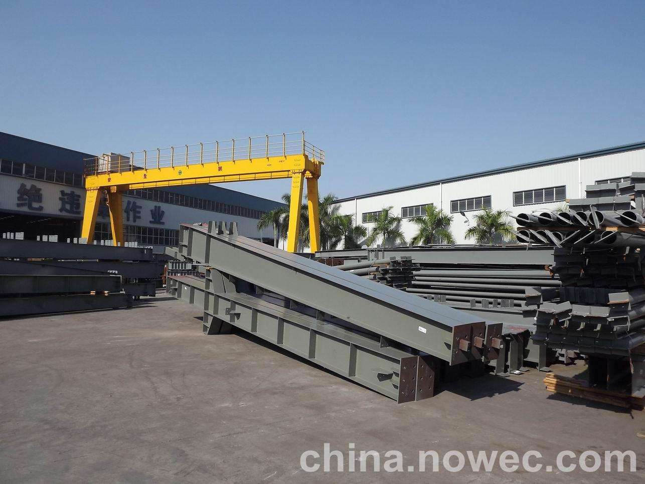 沙河网架工程中的分条（分块）吊装法